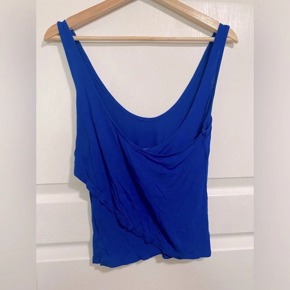 Babaton Cross Back Tank - Picture 2 of 4